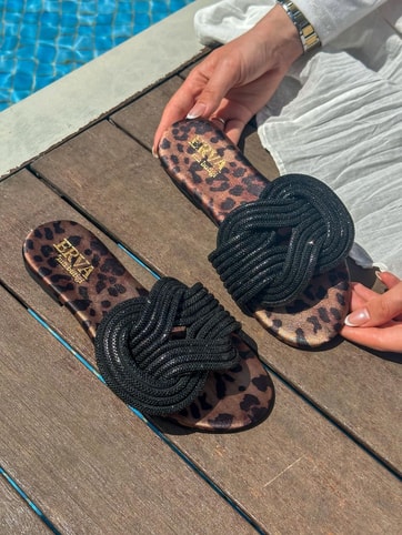 Leopar (Wulf) Taş Detaylı Kadın Terlik