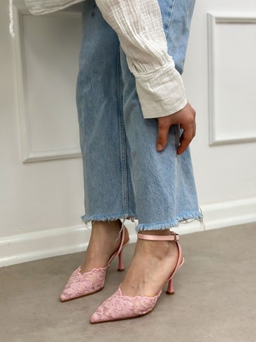 Şeker Pembe Dantel (Vusuel) Nakışlı Arka Bant Detaylı Kadın Stiletto