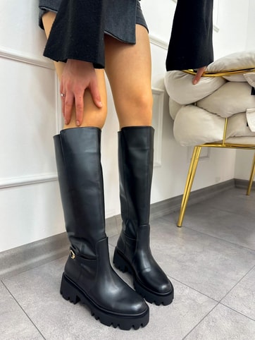 Siyah Cilt (Lunox) Toka Detay Kadın Çizme