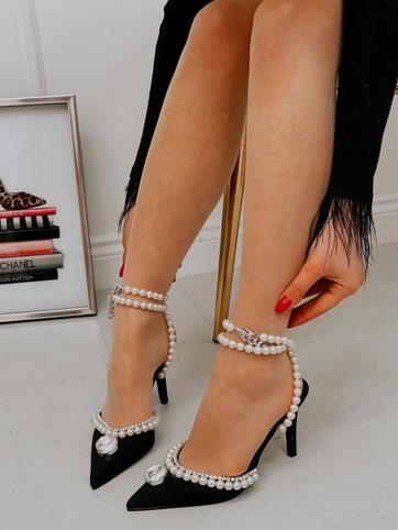 Siyah Saten (Royal) İnci Detay Kadın Stiletto