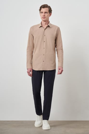 Morven Erkek Bej Pamuk Trend Slim Fit Sert Yaka Gömlek