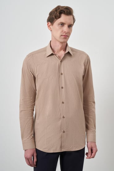 Morven Erkek Bej Pamuk Trend Slim Fit Sert Yaka Gömlek