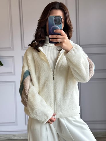 CDBR3351Beyaz Peluş Ceket