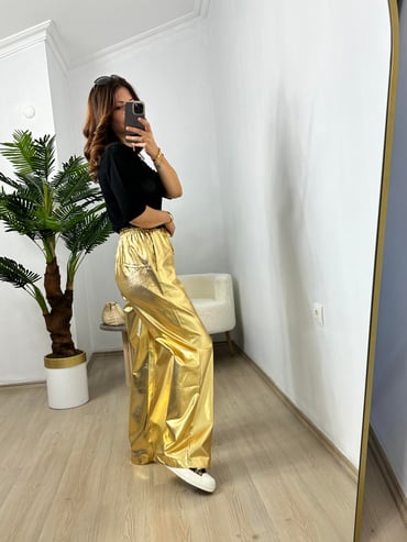 CDBR3649Gold Varaklı Bol Pantolon