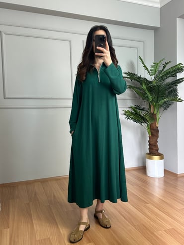CDBR4252Karina Zümrüt Yeşili Fermuarlı Cepli Basic Elbise