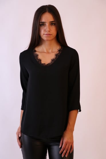 BluzV Yaka Dantel Yaka Detaylı BluzACLASSICS