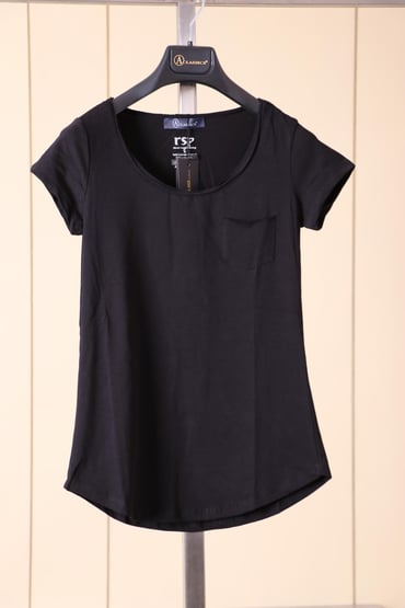 T-ShirtSiyah Cep Detaylı Pamuk T-ShirtACLASSICS
