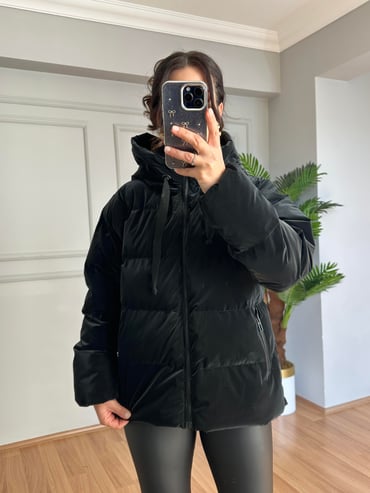 CDBR4109Pari Siyah Hafif Parlak Şişme Mont 