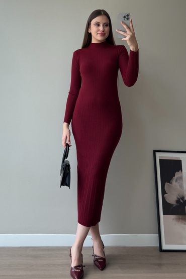 Yarım Boğazlı Bordo Triko Elbise