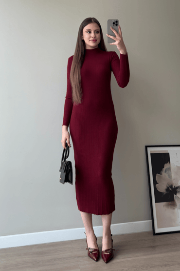 Yarım Boğazlı Bordo Triko Elbise