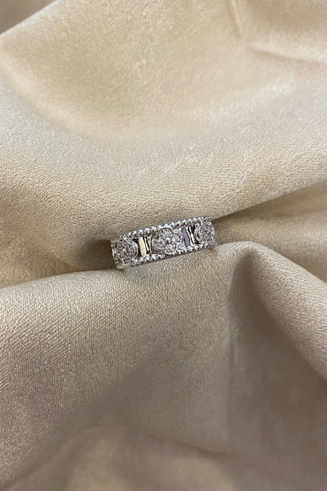 Yonca Taşlı Yüzük 