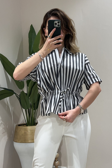 On Fashion Beli Bağcıklı Fermuarlı Gömlek