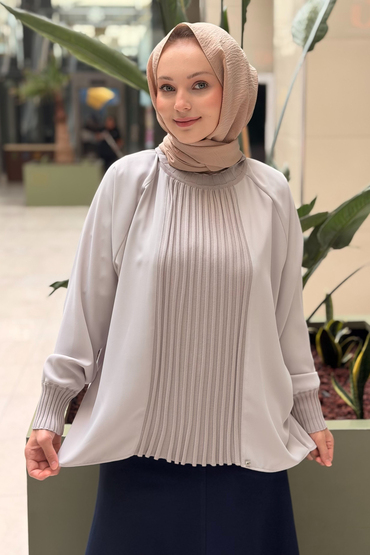 Ghisa Önü Pilise Triko Detaylı Tunik
