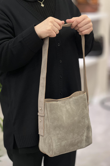 Mahal Bags Kare Omuz Çanta