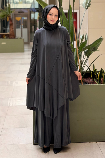 Nurcan Çetin Çapraz Biye Detaylı Asimetrik Kesim Tunik Pantolon Takım