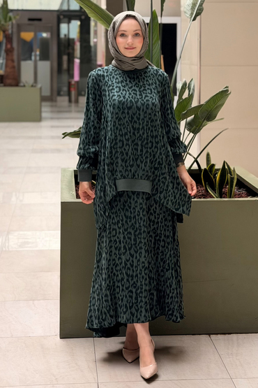 Nurcan Çetin Leoper Desenli Tunik Etek Takım