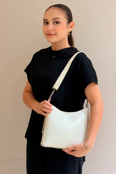 Mahal Bags Zincir Detaylı Dik Çapraz Çanta