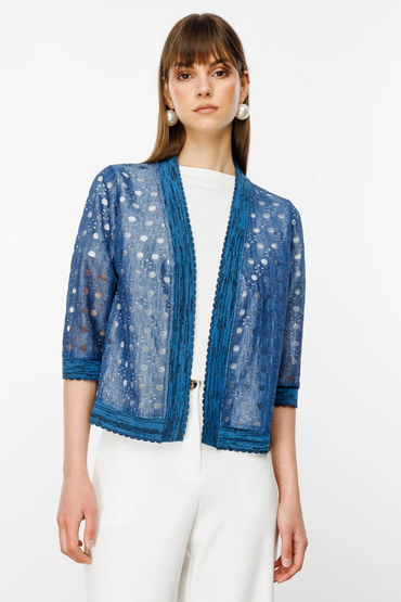 On Fashion Delikli Kumaşlı Ribanalı Kısa Hırka