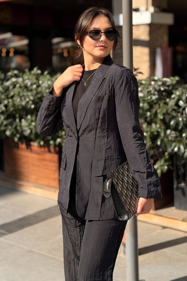 İpekyol Kırışık Efektli Vatkalı Blazer Ceket