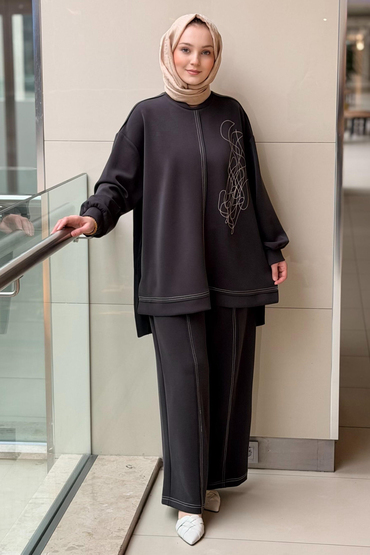 Nurcan Çetin Random Desenli Spor Dikişli Tunik Pantolon Takım