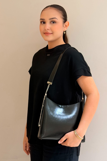 Mahal Bags Zincir Detaylı Dik Çapraz Çanta