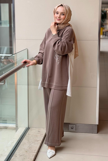 Nurcan Çetin Random Desenli Spor Dikişli Tunik Pantolon Takım