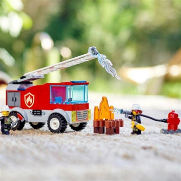 Lego City Merdivenli Itfaiye Kamyonu