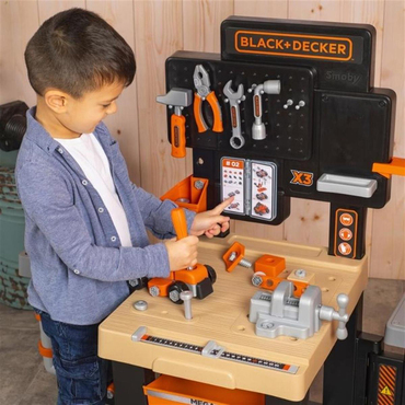 Smoby Black & Decker Mega Oyun Merkezi