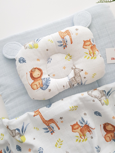 Safari Hayvanlar Püsküllü Müslin Bebek Battaniyeli 3lü Alt Açma Seti