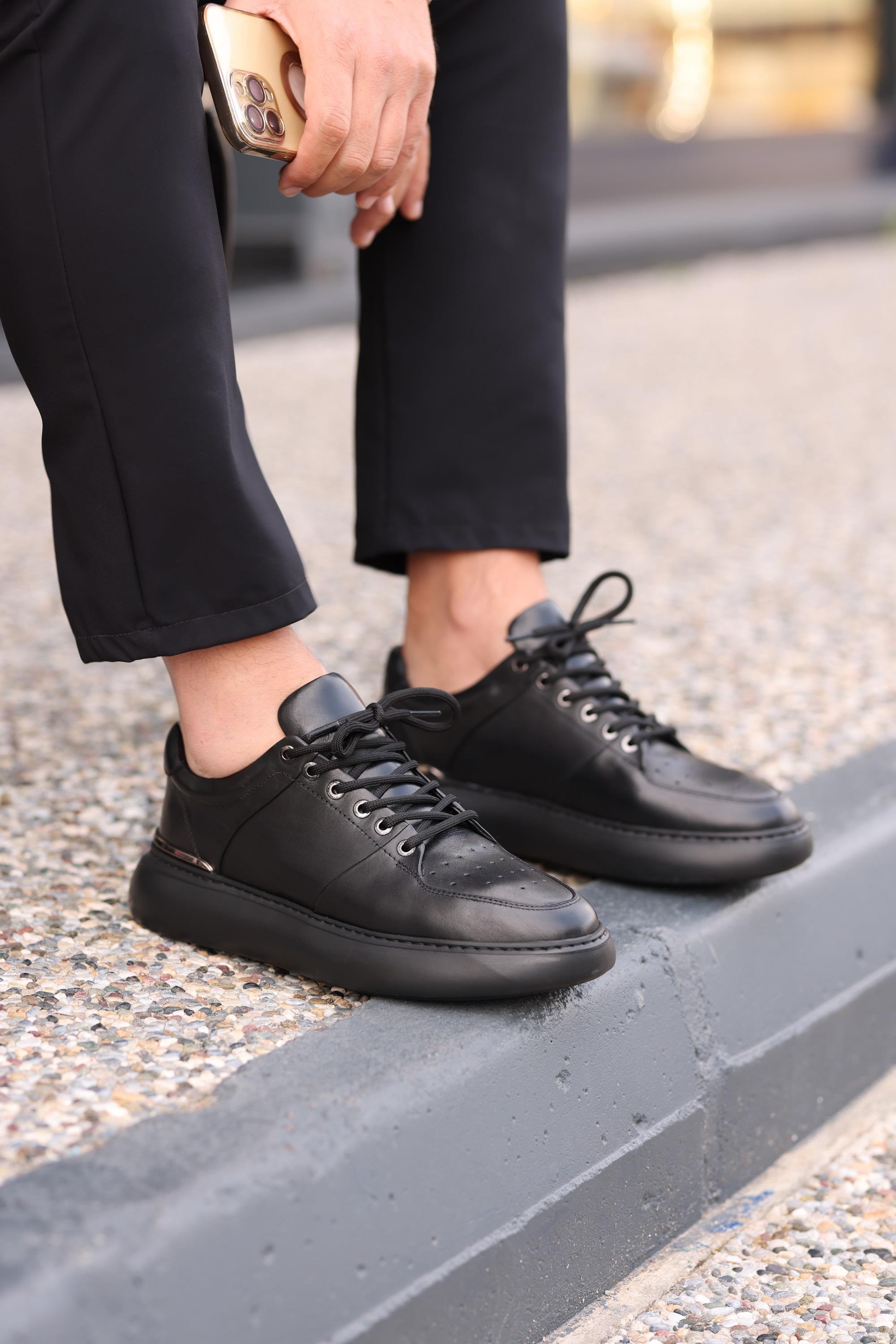 Erkek Deri Eva Tabanlı Dikiş Detaylı Sneaker — Siyah