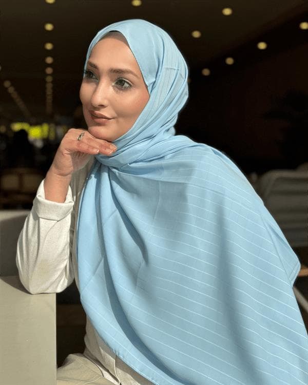 Bebe Mavi Minima Desen Kore Medine İpeği Şal