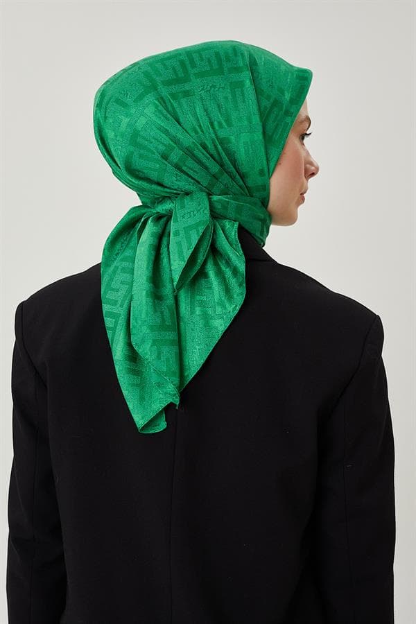 Benetton F Desen Parlak Jakar Eşarp - görsel 6