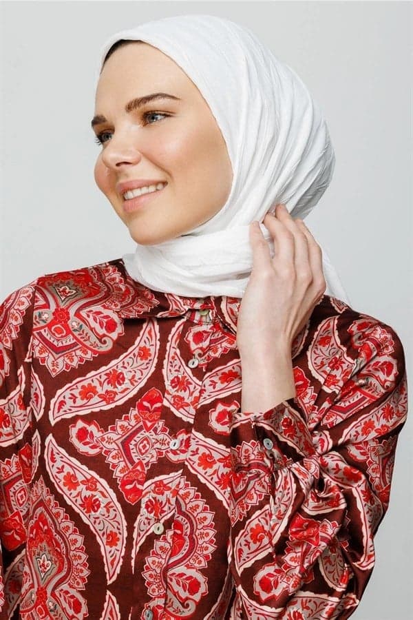 Beyaz Piliseli Bambu Eşarp