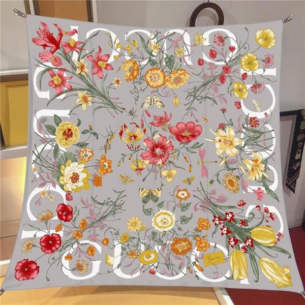 İthal Gri G Flower Desen Twill İpek Eşarp