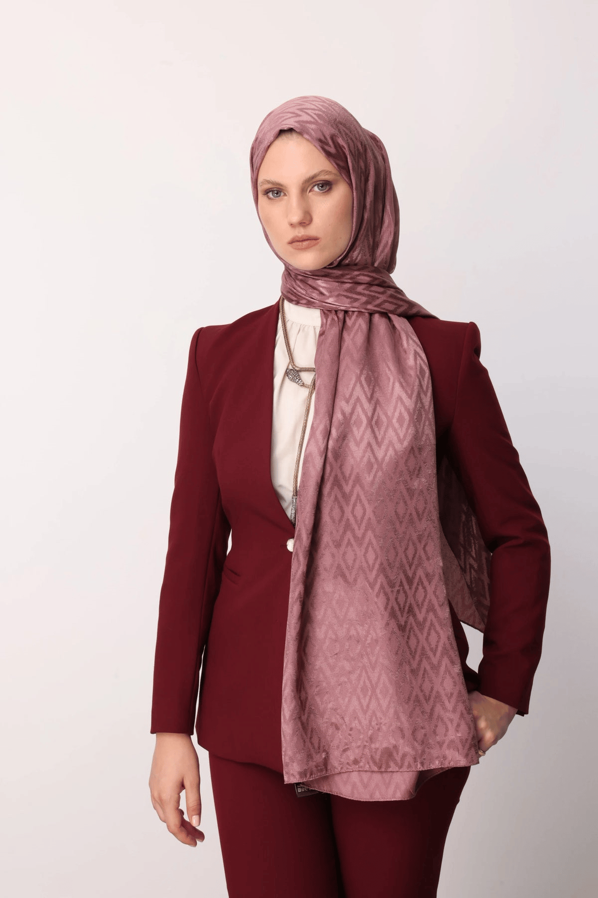 Gül Kurusu Karo Desen Parlak Jakar Şal - görsel 3