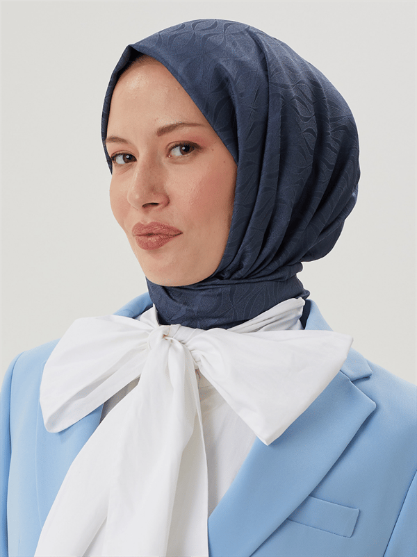 Koyu Füme Shine Desen Jakar Şal