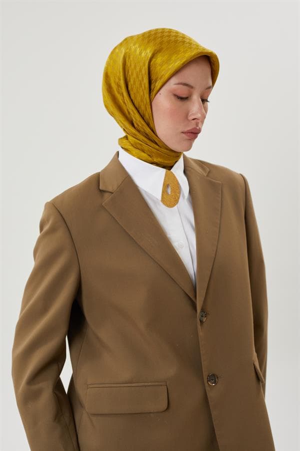Olive Yeşili Kazayağı Desen Parlak Jakar Eşarp - görsel 4