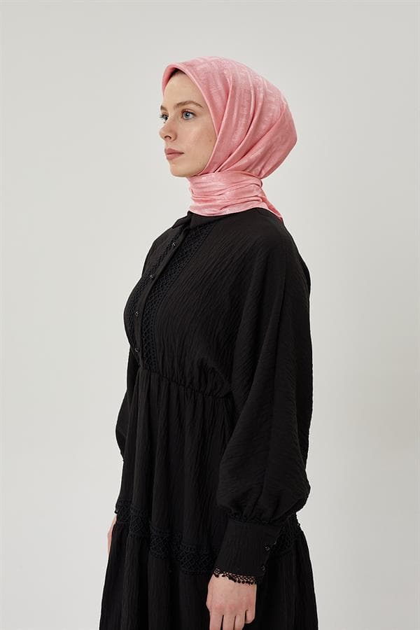Şeker Pembe F Desen Parlak Jakar Eşarp - görsel 4