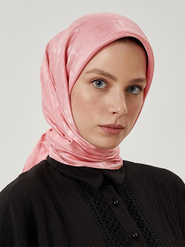 Şeker Pembe F Desen Parlak Jakar Eşarp