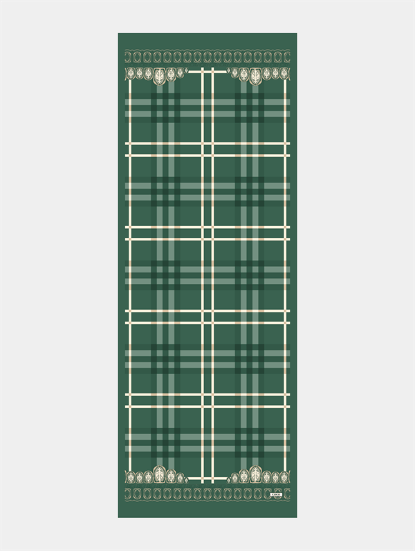 Busenur'un Zümrüt Tartan Desen Şal Tercihi - görsel 5