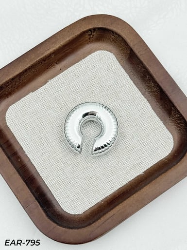 CCB EARCUFF // EAR-795.EAR-795