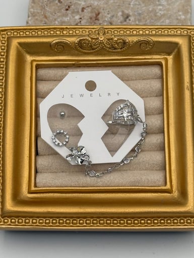 EARCUFF Kıkırdak Set Küpe // EAR-778.EAR-778