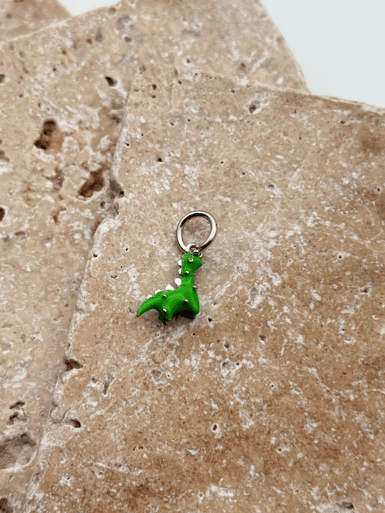 PNDR Charm // CHARM-756.CHARM-756