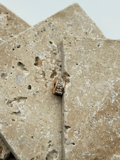 PNDR Charm // CHARM-760.CHARM-760