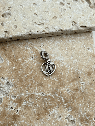PNDR Charm // CHARM-902.CHARM-902