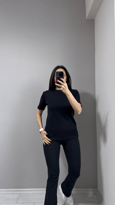 Basic Siyah Tşört