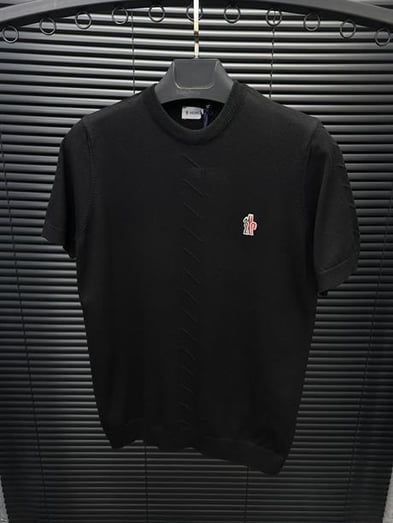 Göğüs Armalı Çizgi Detaylı Triko T-Shirt - Beyaz
