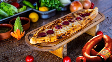 Kangal Sucuk ile Lezzet Dolu Sucuklu Pide Tarifi