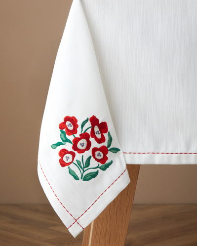 Bright Parade Polyester Masa Örtüsü 150x200 cm Beyaz - Kırmızı