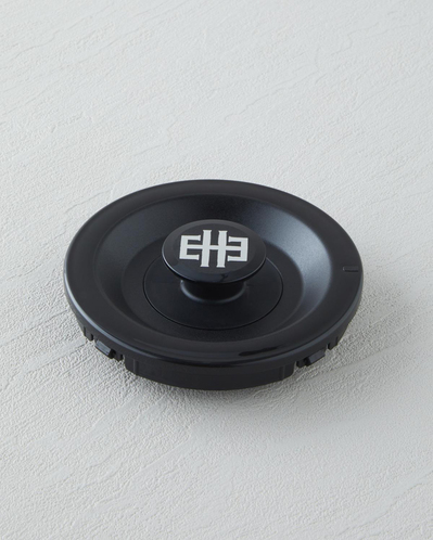 CMK DEMLİK KAPAĞI SİYAH LOGOLU Krom